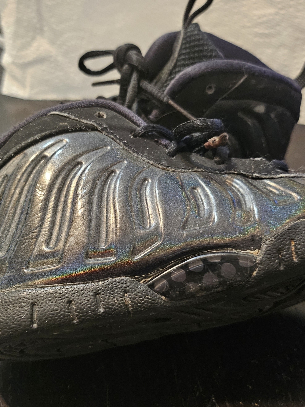 Nike Kids Black Iridescent Foam-Look Sneakers